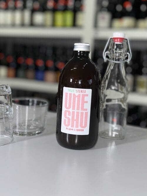 Umeshu NV – Fruktstereo front Umeshu NV - Fruktstereo